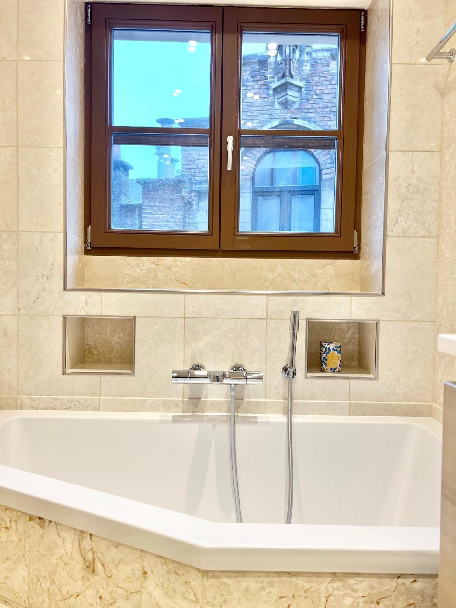 Luxury On Rue Haute Bruselas